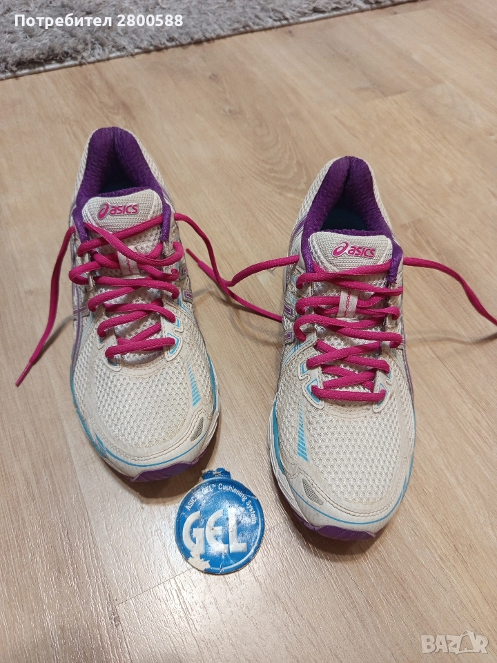 Дамски маратонки ASICS 40.5, снимка 1