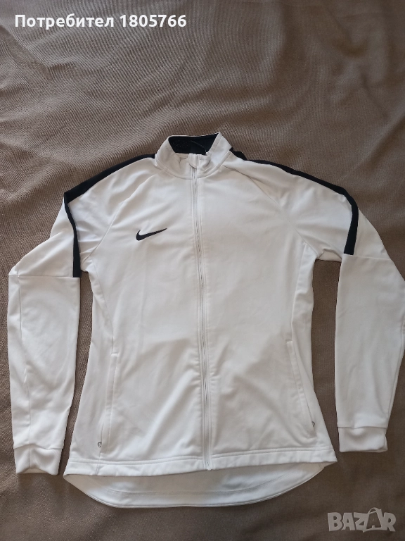 Спортно горнище / суитшърт Nike, снимка 1