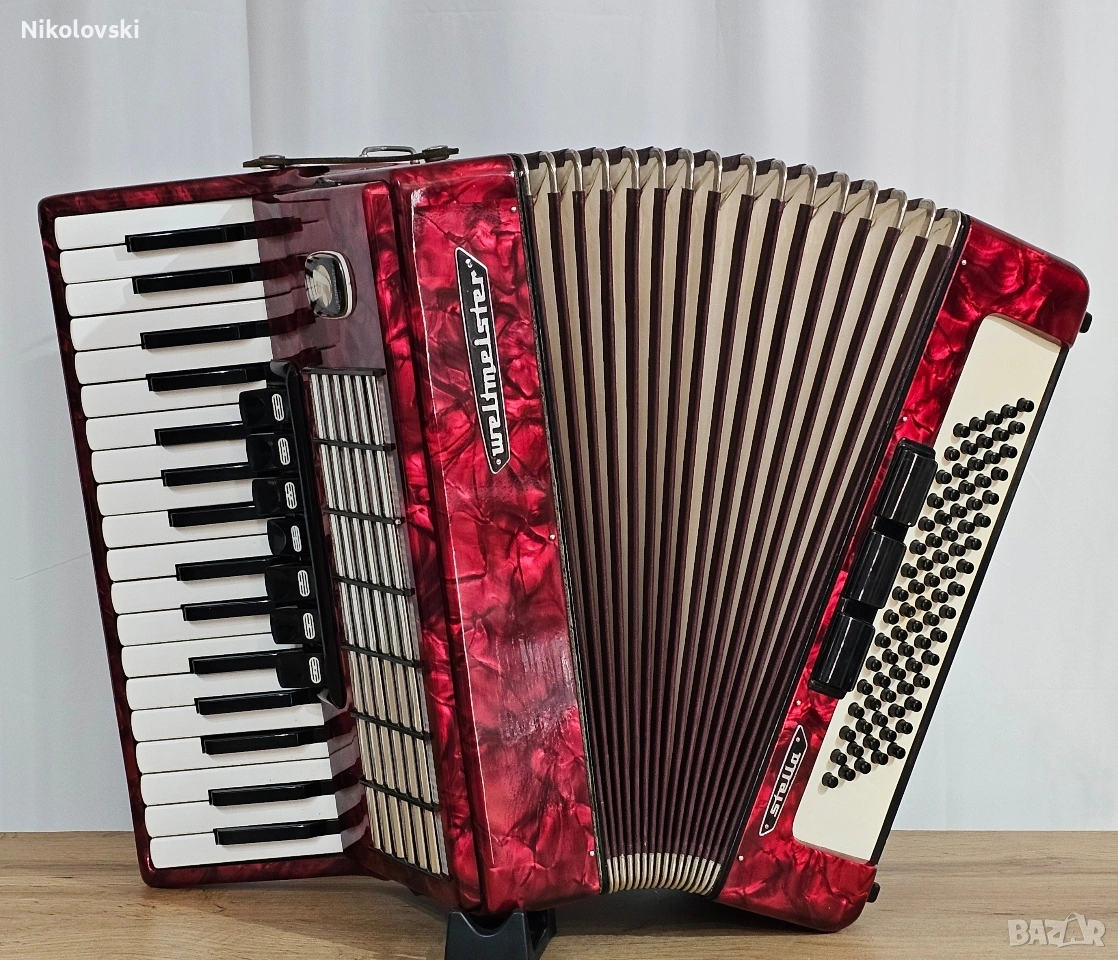 Акордеон Weltmeister Stella , снимка 1