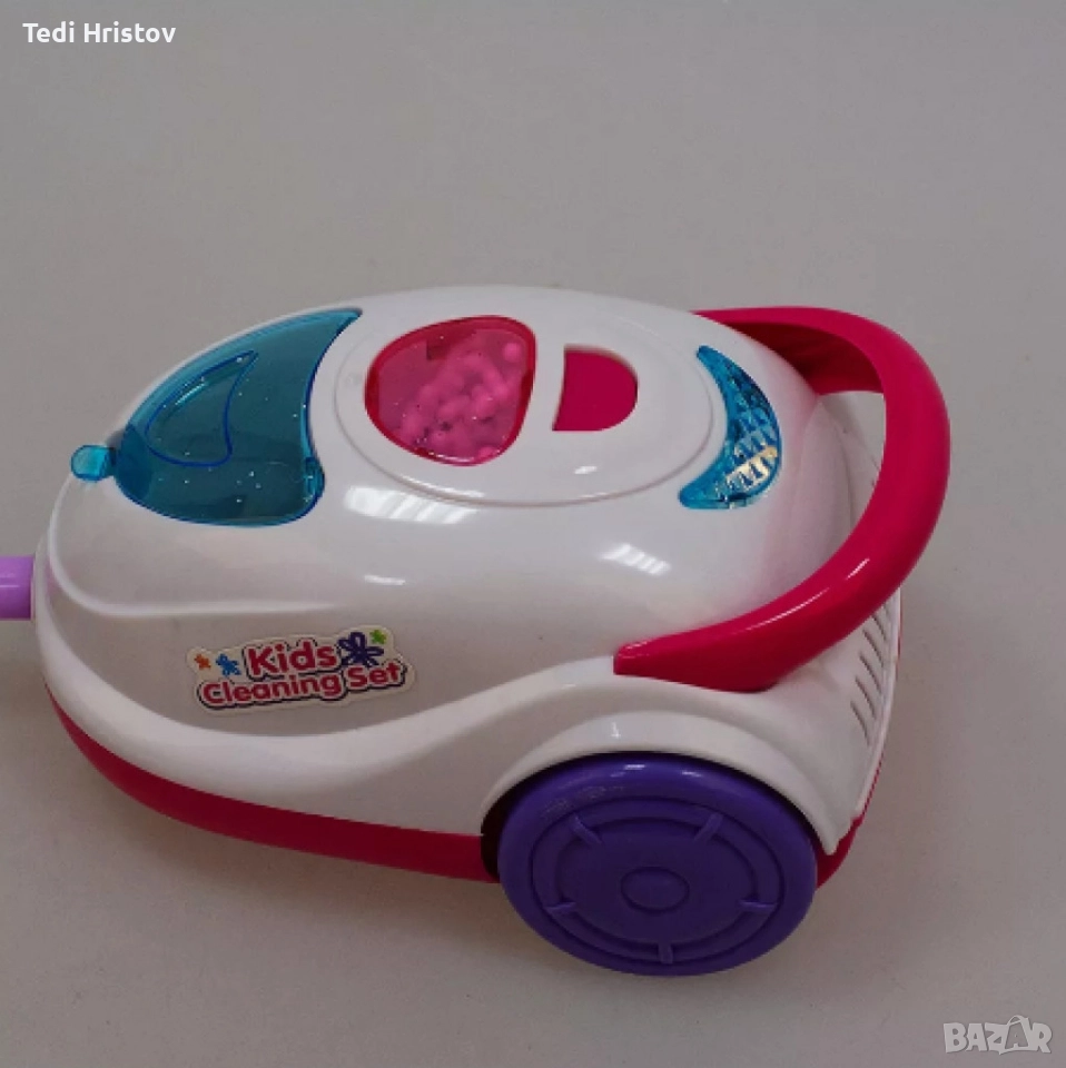 Детска прахосмукачка със звук и светлина, снимка 1