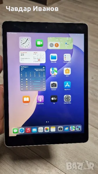 Apple iPad 10.2  (2021) Wi-Fi 9th generation А2602, снимка 1