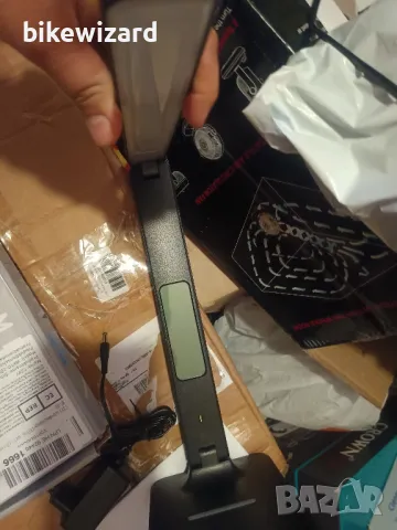 CSYY LED настолна лампа с 10W безжично зарядно, 3 цвята и 5 нива на яркост НОВА, снимка 5 - Настолни лампи - 50122051