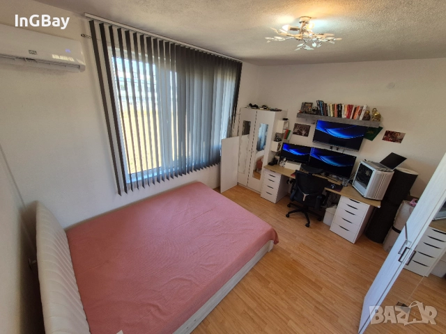 Продавам 1/2 къща (многостаен/4-стаен етаж 160кв., 1 ет. + 1/2 таванско помещение 30кв.), снимка 17 - Етаж от къща - 52268493