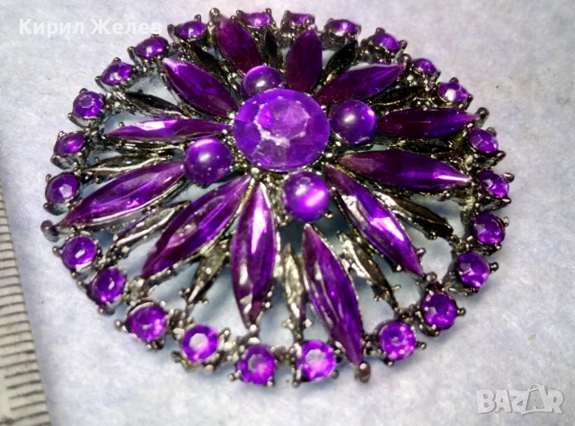 СТИЛНА СРЕБРИСТА КРИСТАЛНА БРОШКА с НУЖДА от НОВА ИГЛА ПОДХОДЯЩА и За МЕДАЛЬОН 48786, снимка 9 - Други - 51277863