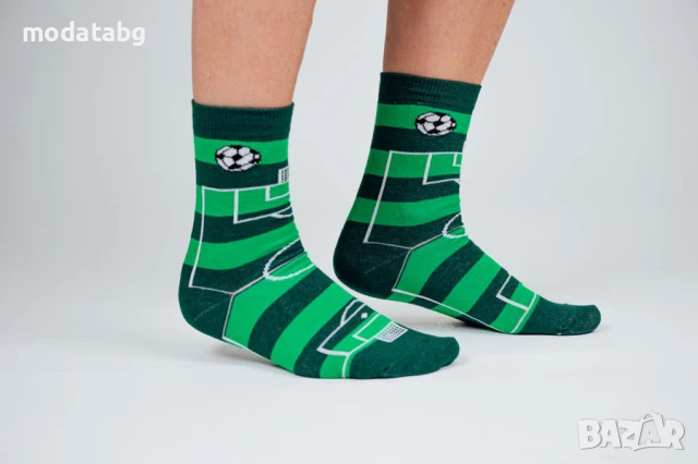 Чорапи с футболно игрище 