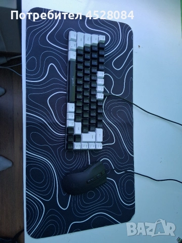 Продавам мишка и клавиатура HXSJ с подложка.