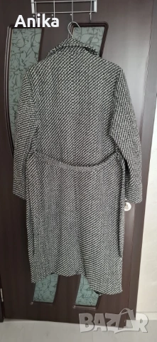 Дамско палто L, снимка 3 - Палта, манта - 53596875
