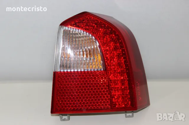 Десен стоп Volvo V70 комби (2007-2013г.) HELLA LED 30698984 Волво V 70, снимка 2 - Части - 46874254