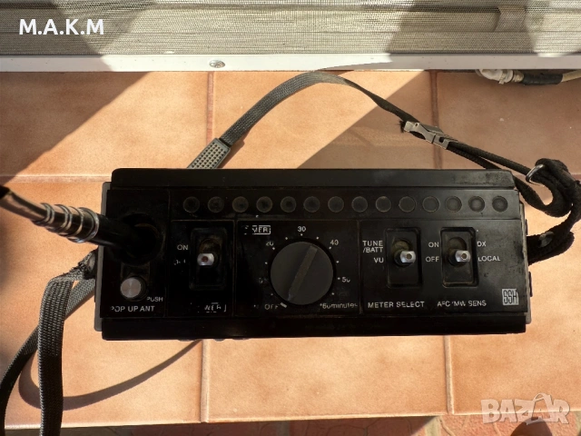 Радио Sony icf-5500M, снимка 8 - Радиокасетофони, транзистори - 53827093