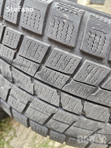 Зимни гуми Dunlop Дънлоп 235/50/18 , снимка 8 - Гуми и джанти - 52077129