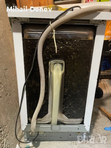 Съдомиялна Indesit IDL42 за 9 комплекта, снимка 4 - Съдомиялни - 54116207