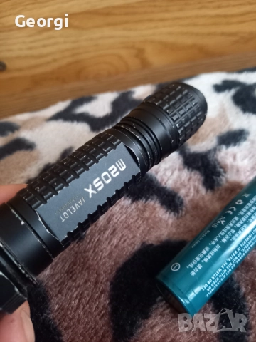 Фенер с лед осветление метален с голяма издръжлива батерия, снимка 2 - Други стоки за дома - 51773445