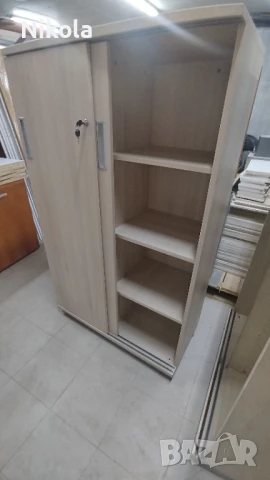 Двукрил гардероб с плъзгащи се врати и заключване - офис шкаф 90/150/46, снимка 11 - Шкафове и рафтове - 51280123