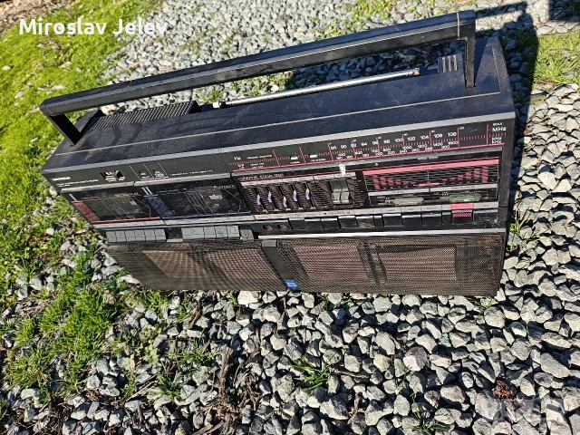 касетофон Universum , снимка 6 - Радиокасетофони, транзистори - 52807868