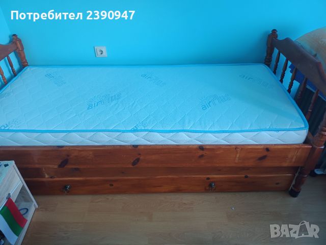 Единично легло с нов матрак, снимка 2 - Мебели за детската стая - 46279252