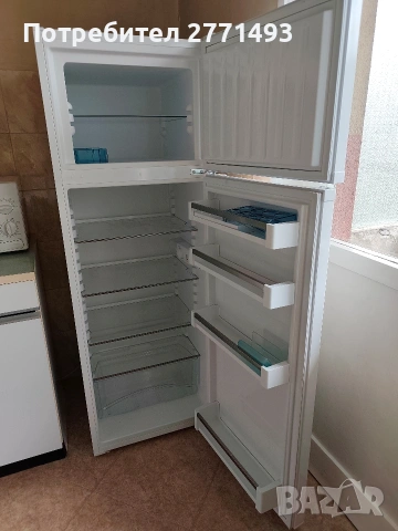 Продавам хладилник LIEBHERR, снимка 2 - Хладилници - 53945408