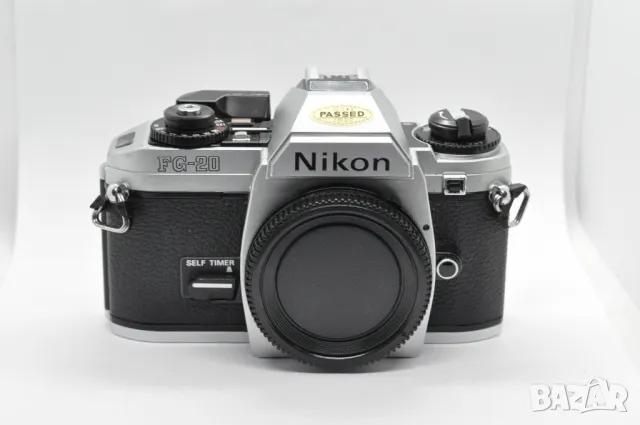 Фотоапарат Nikon FG-20 сребрист с капачка за тялото, снимка 1 - Фотоапарати - 46887651