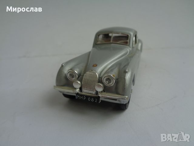 1:43 BRUMM JAGUAR XK 120 КОЛИЧКА ИГРАЧКА МОДЕЛ , снимка 2 - Колекции - 45728410