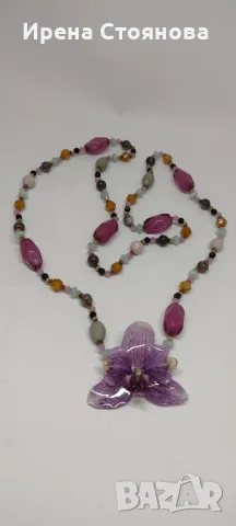 Колие с естествен цвят на орхидея , снимка 2 - Колиета, медальони, синджири - 50176243