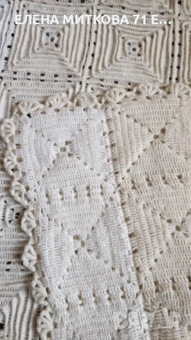 Плетено на една кука меко одеялце/покривало в екрю и бяло, снимка 5 - Олекотени завивки и одеяла - 50704333