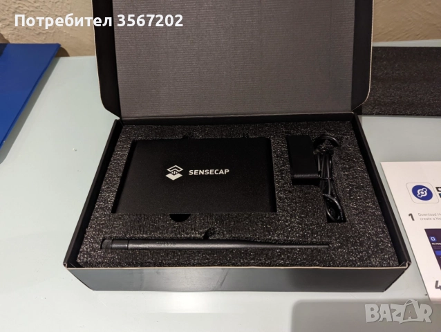 Продавам Sensecap helium miner, перфектен с 5 dbi оригинална антена, снимка 1