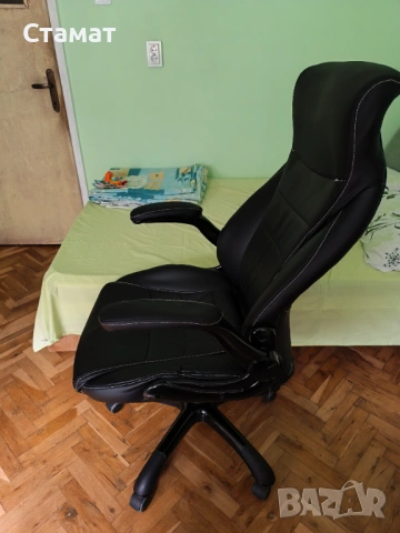 Офис Гейминг кожен стол, снимка 4 - Столове - 53388501