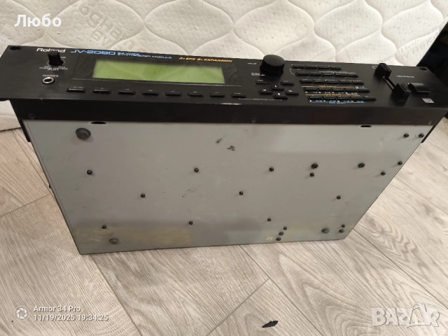 Roland Jv2080, снимка 8 - Синтезатори - 52470714