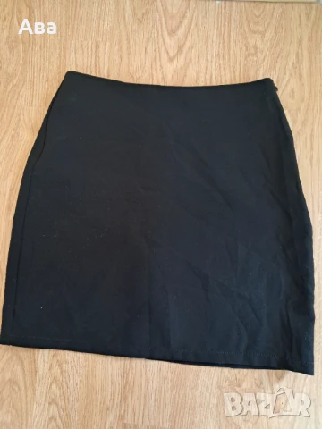 Черна дамска пола , снимка 2 - Поли - 50665735