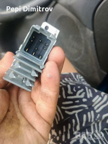 Бутон ,копче за Ford Focus OEM 98AG13A350 , снимка 2 - Части - 51293137