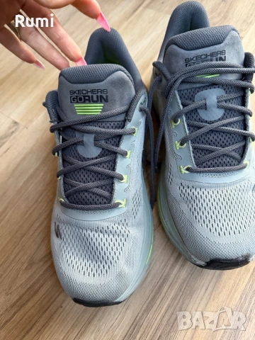 Оригинални маратонки Skechers MAX CUSHIONING! 41 н, снимка 3 - Маратонки - 53761183