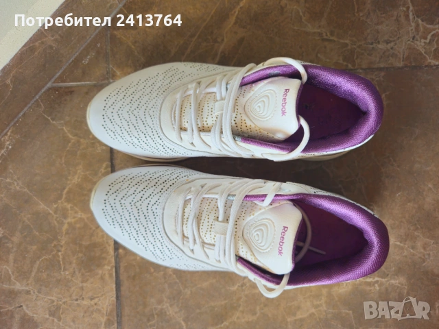 Маратонки Reebok 37.5