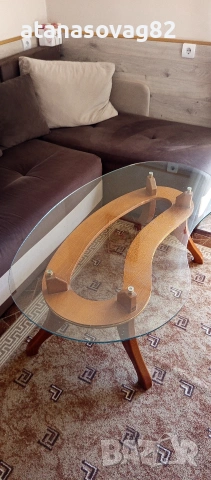 Масичка със стъклен плот, снимка 3 - Маси - 54108536