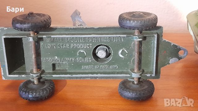 Оригинални военни модели играчки на Dinky , снимка 13 - Колекции - 45997640