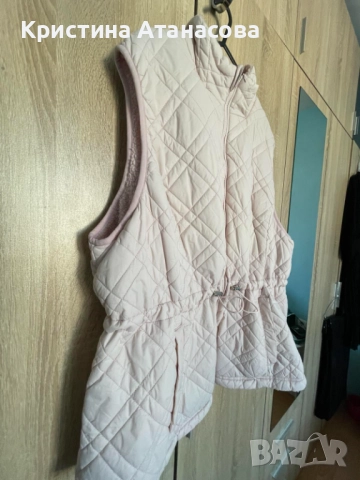 Прекрасен нежнорозов елек – шушляк с пухена подплата, снимка 2 - Елеци - 52500826