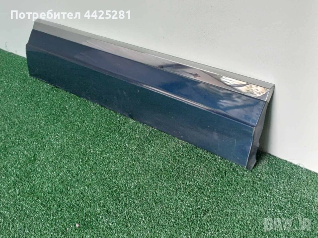 лайсна врата пр. д. VW Touareg III 2018-2025г. #1014V, снимка 2 - Части - 51392302