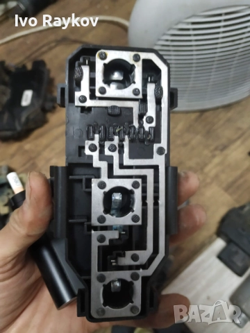 Контакти за задни светлини BL3158B 32841116 , AUDI A6 C5/4B, снимка 5 - Части - 52321382