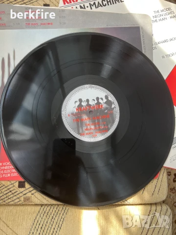 Kraftwerk - The Man Machine ‘78, снимка 5 - Грамофонни плочи - 51036769