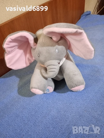 Говорещо и пеещо плюшено слонче 