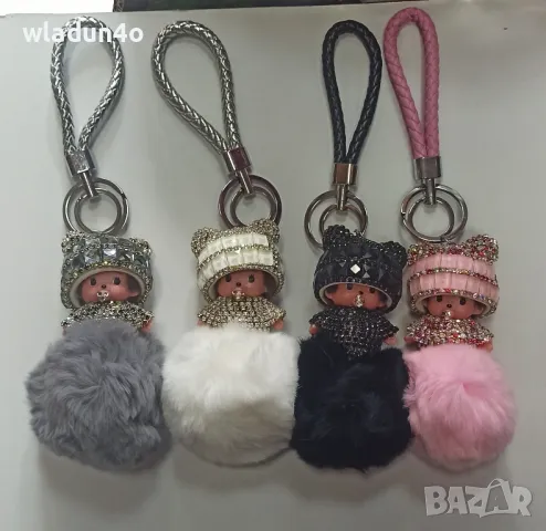 Monchhichi Пухкав ключодържател-15лв