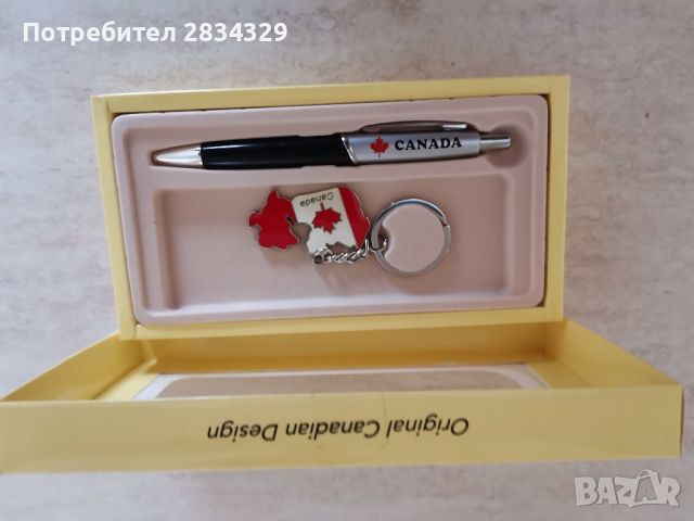 комплект химикалка и ключодържателCanada, снимка 3 - Бижутерийни комплекти - 46350743