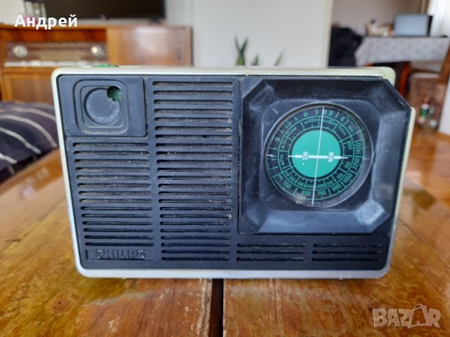 Старо радио,радиоприемник Филипс,Philips #18, снимка 1 - Антикварни и старинни предмети - 46098815