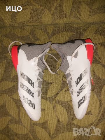 Обувки за футзал Adidas Predator 
, снимка 9 - Спортни обувки - 45880502