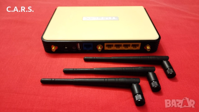 Гигабитов Рутер TP-Link TL-WR1043ND с USB порт, снимка 4 - Рутери - 52502673