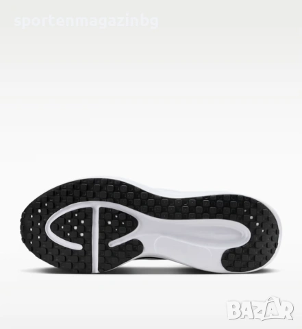 Мъжки маратонки Nike Revolution 8, снимка 3 - Маратонки - 53414295