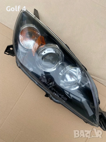 Десен фар за Mazda 3 хечбек , снимка 2 - Части - 53655404