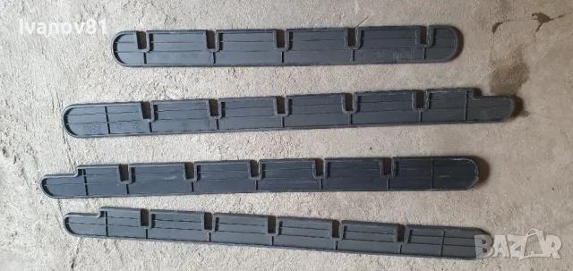 Пластмасови държачи до резервната гума за бмв е60 е61 7116739 bmw e60 spare tyre trim , снимка 1 - Части - 47180929