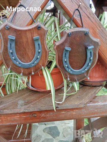 Дървена закачалка за ключове с истинска подкова и клинци., снимка 4 - Декорация за дома - 48126901