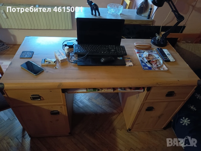 Бюро в много добро състояние , снимка 1