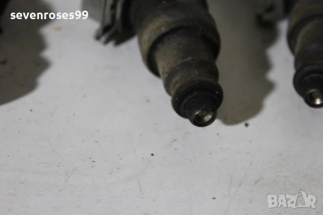 Дюза инжекторна Рено Меган Сценик 1998 1.6i Renault Megane Scenic 4броя комплект 866313, снимка 4 - Части - 50846881