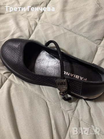 Дамски черни обувки номер 39 естествена кожа, снимка 6 - Дамски ежедневни обувки - 51726737